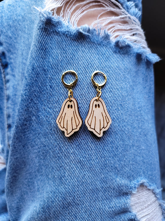 5. Ghosty Earrings Gold